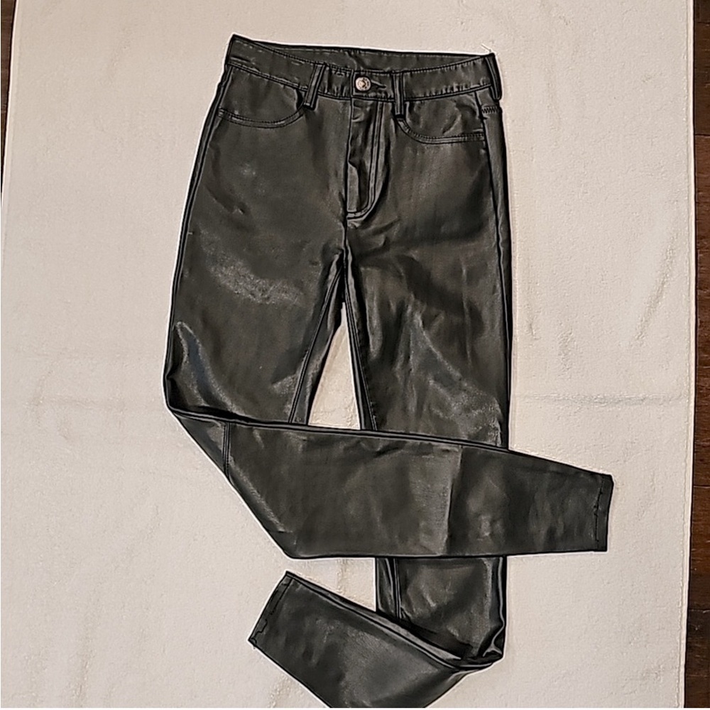FREE PEOPLE LIKE NEW BLACK SKINNY JEANS\ PANTS STRAIGHT LEG WAIST 24